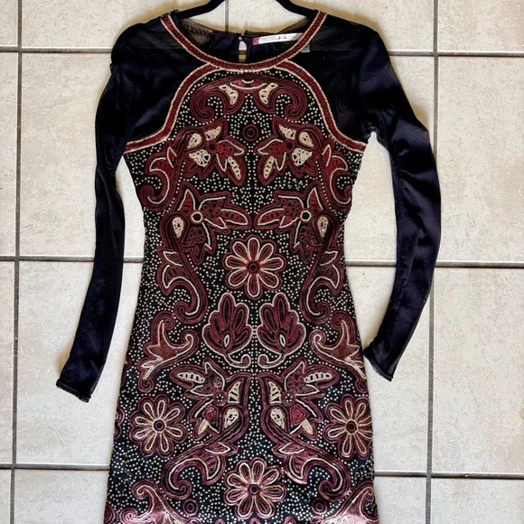 🔥 Chelsea & Violet Sequin Mesh Bodycon Dress | XS 🔥 - Picture 4 of 6